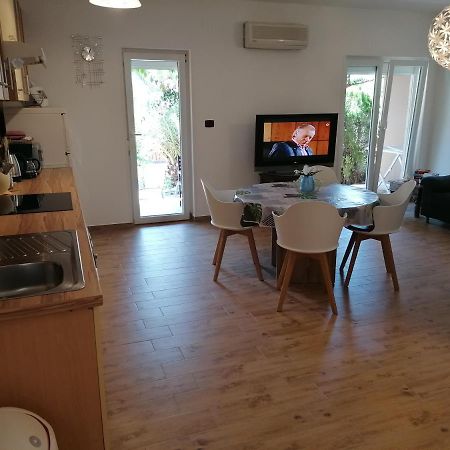 מדולין Apartman Ilaria מראה חיצוני תמונה
