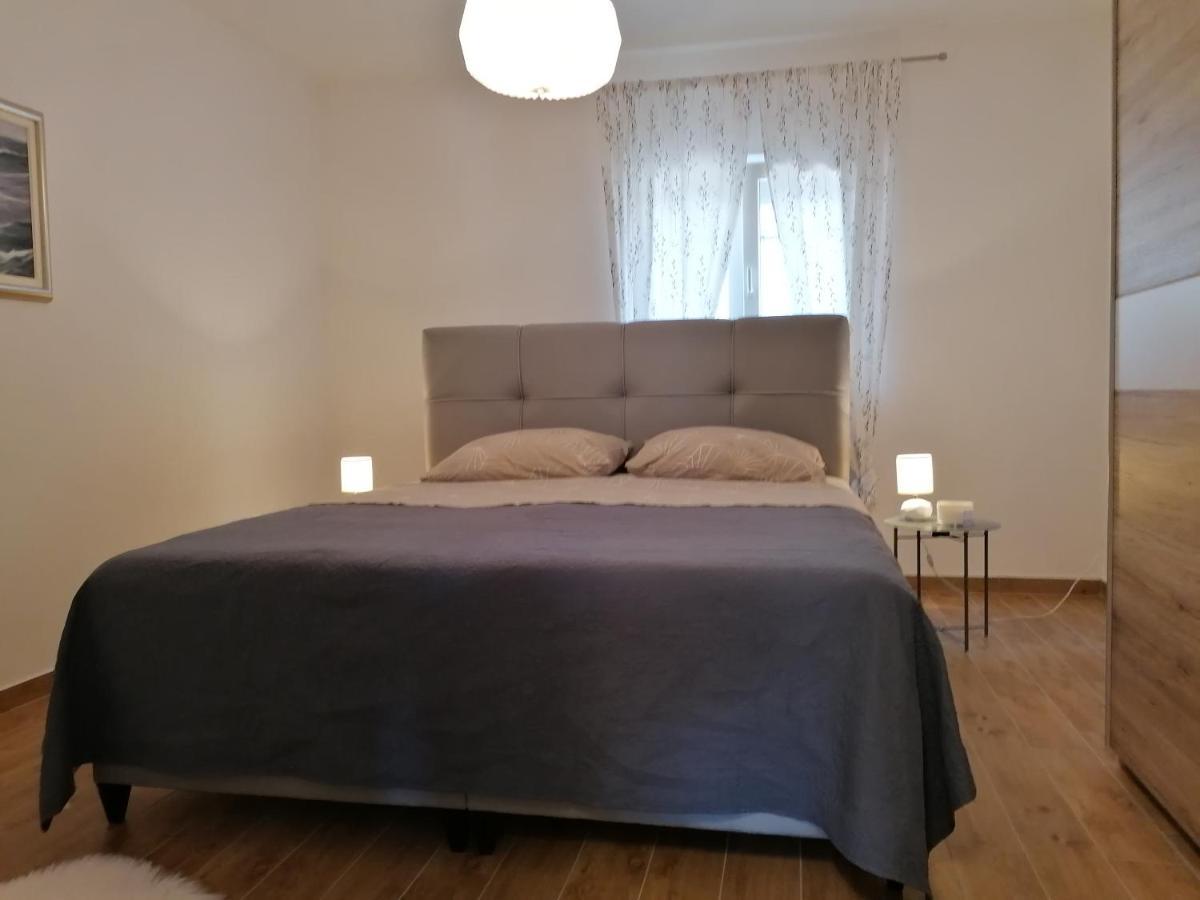 מדולין Apartman Ilaria מראה חיצוני תמונה